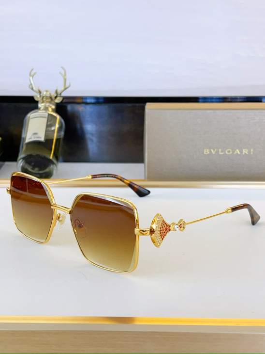 Picture of Bvlgari Sunglasses _SKUfw80049654fw